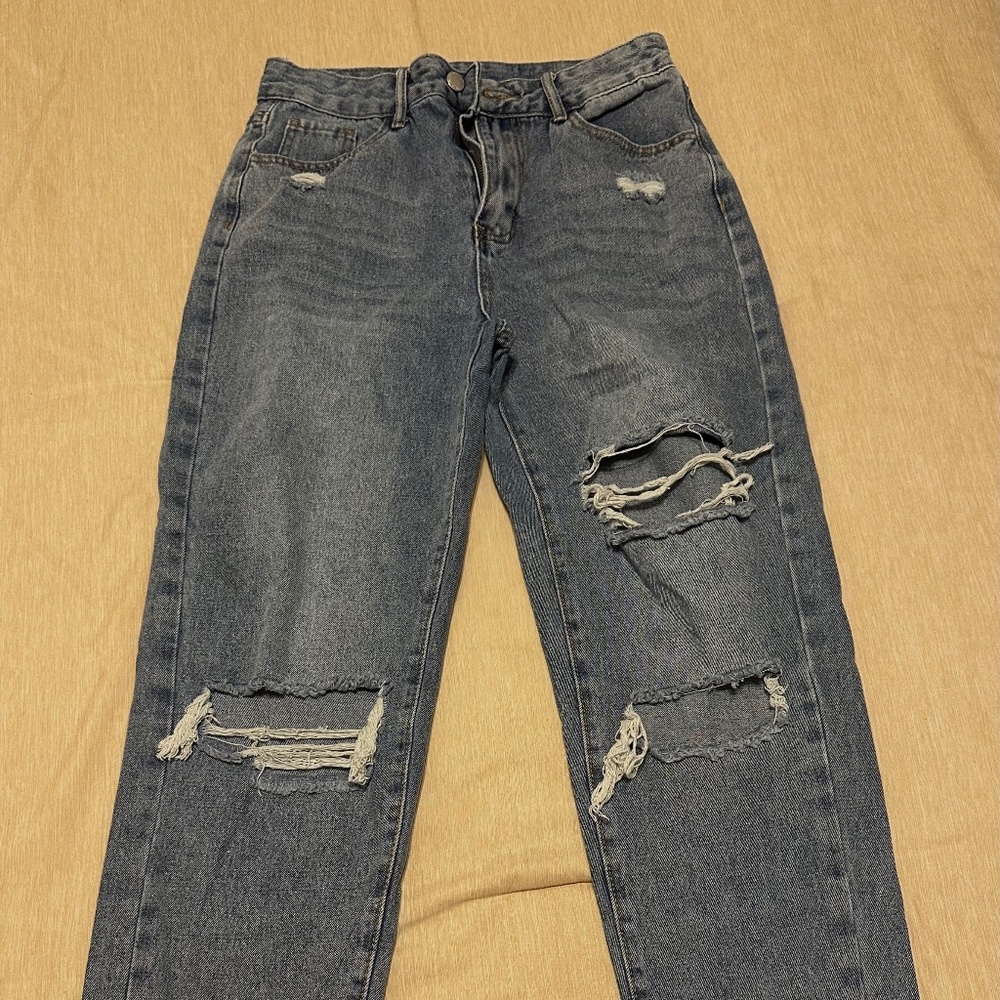 Shein Women's Boyfriend Fit Ripped Jeans - Size 6